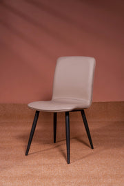 Aro Forma Dining