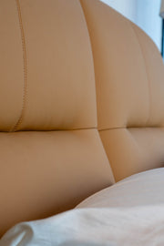 Aro Eterna Bed