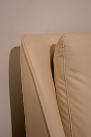 Aro Lucerne Bed