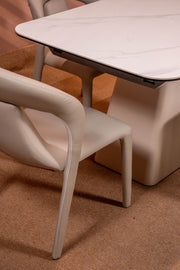 Aro Axis Extendable Dining Table